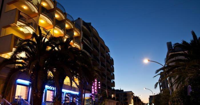 Hotel Canguro San Benedetto del Tronto Esterno foto