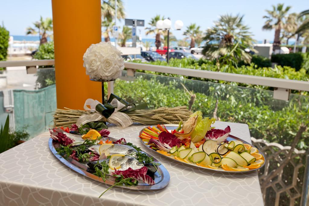 Hotel Canguro San Benedetto del Tronto Esterno foto