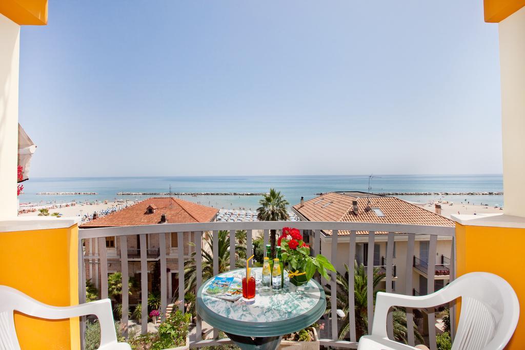 Hotel Canguro San Benedetto del Tronto Camera foto